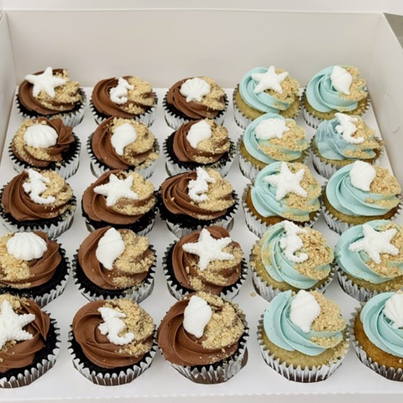 Cupcakes — Chocolate ganache