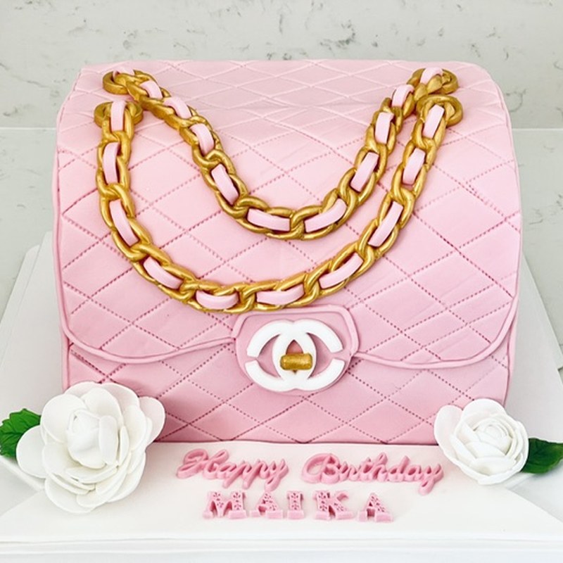 Custom cake — Quilted handbag
