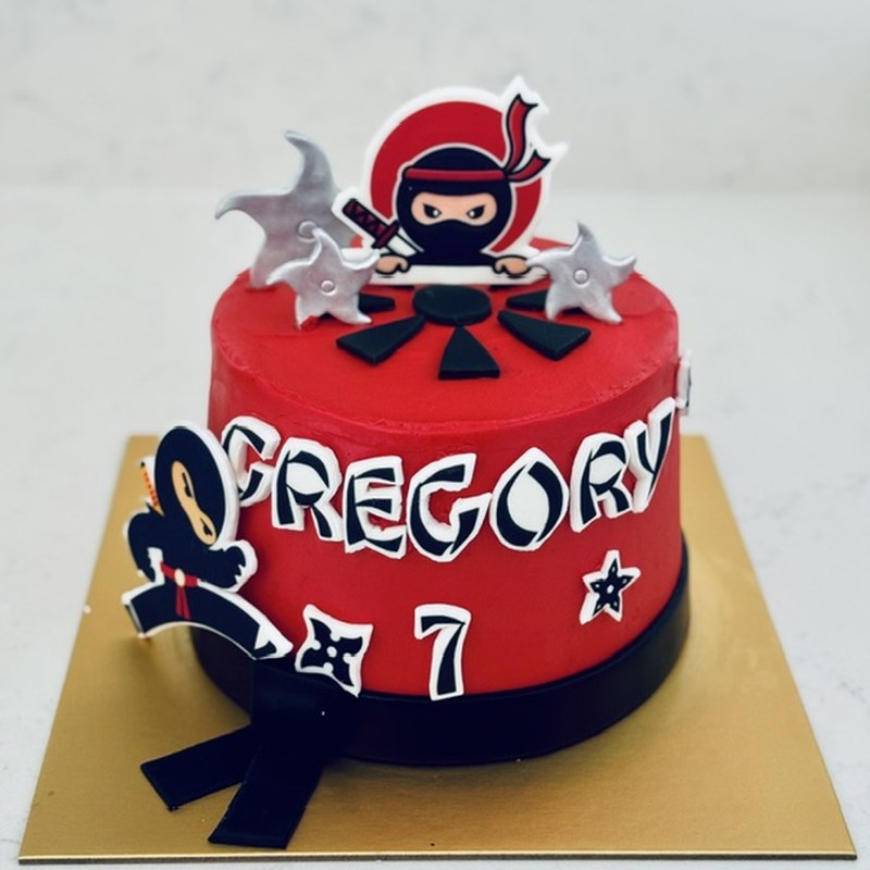 Custom cake — Ninja theme