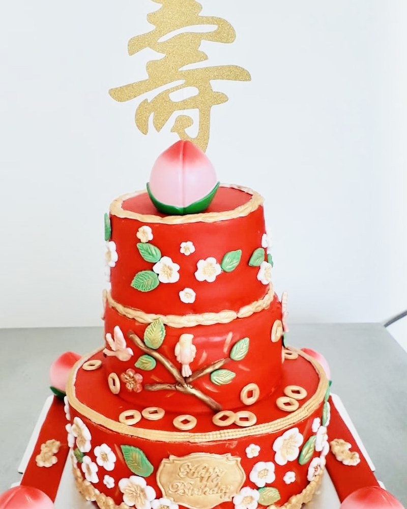 Tiered cake — Longevity peach, three tier
